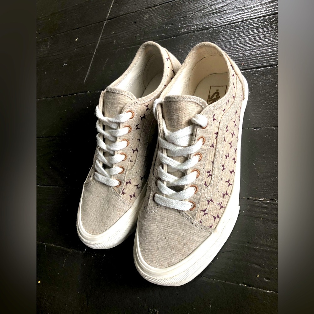Vans Old Sokool tan tapered eco sneakers size 7 women’s. Mens 5.5 unisex